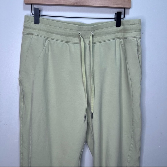 Lululemon Scuba High-Rise French Terry Jogger Size 10 - Picture 7 of 15